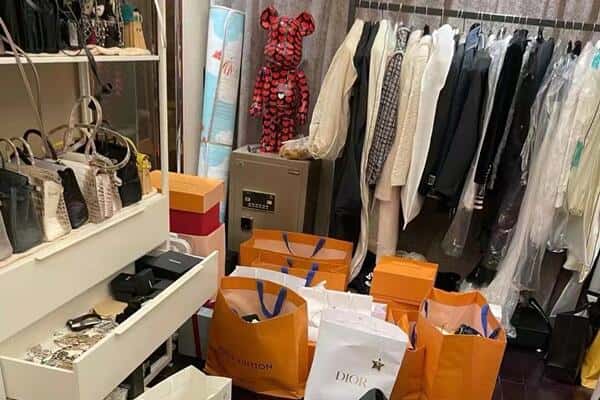 海口秀英区回收一线品牌衣服